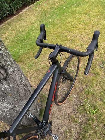 Used CUBE CROSS RACE PRO 2023 2023 Road & Gravel, Light Gray — image 4 of 4