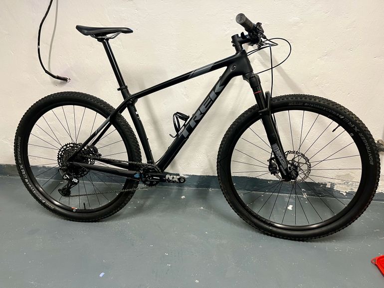 Used Trek Procaliber 9.6 2019 2019 Mountainbike, Black, 27.5, 29 — image 1 of 5