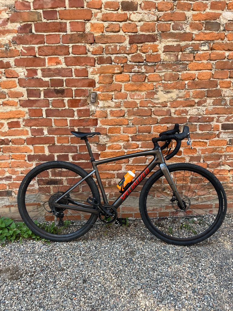 Used Specialized Diverge Base Carbon 2021 2021 Road & Gravel, Nero — image 1 of 4