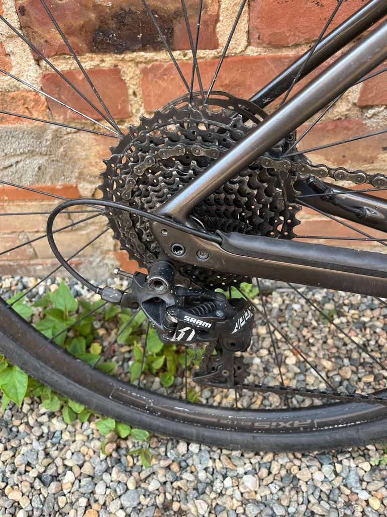Used Specialized Diverge Base Carbon 2021 2021 Road & Gravel, Nero — image 3 of 4