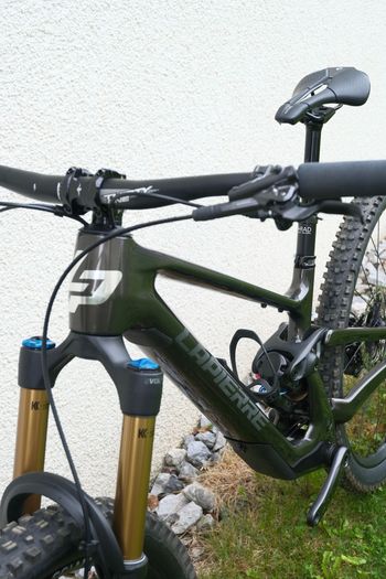 Used Lapierre Zesty CF 8.9 2025 2025 Mountainbike, Black — image 7 of 11