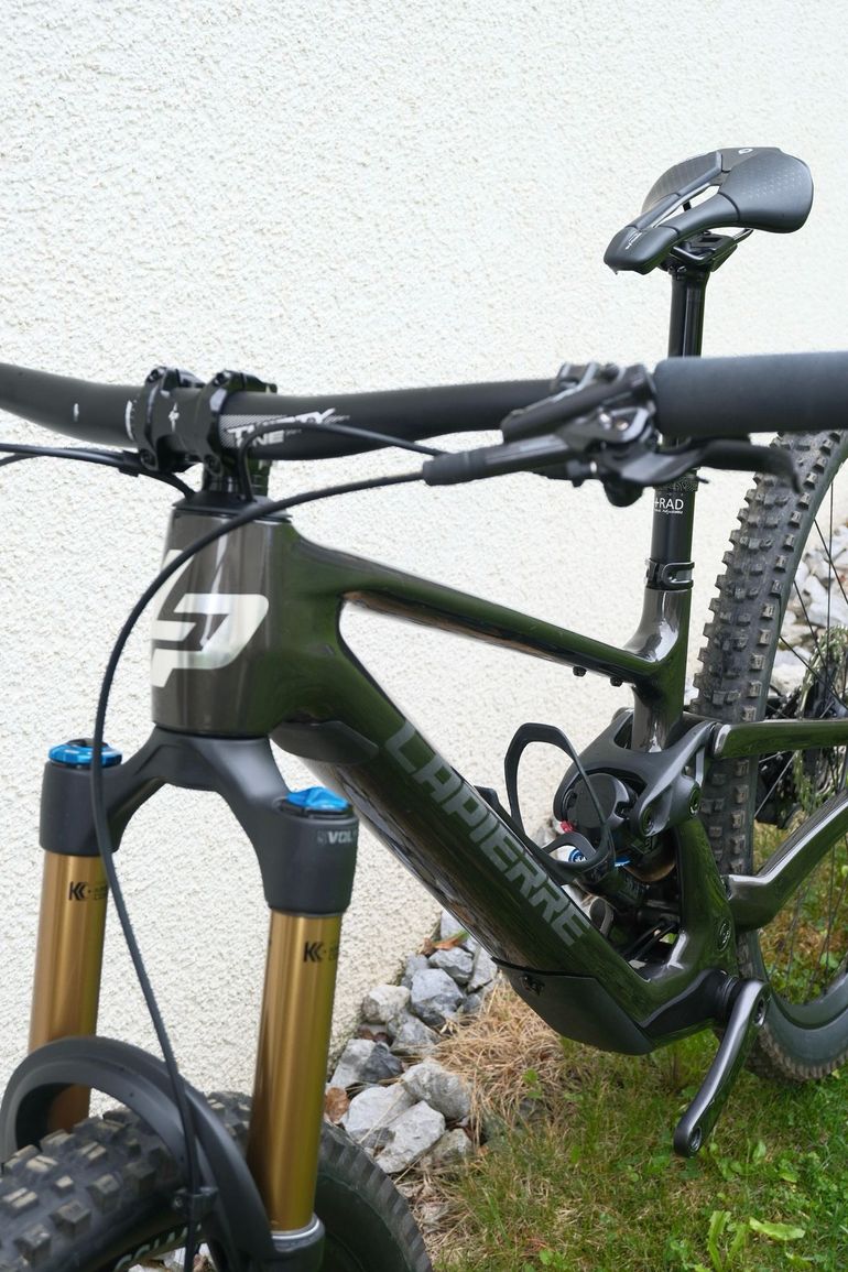 Used Lapierre Zesty CF 8.9 2025 2025 Mountainbike, Black — image 7 of 11