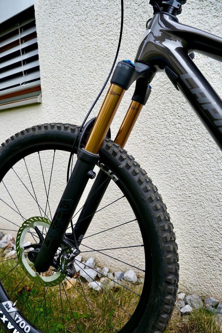 Used Lapierre Zesty CF 8.9 2025 2025 Mountainbike, Black — image 10 of 11
