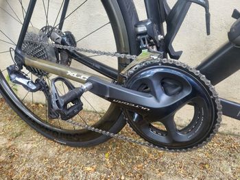 Used Canyon Endurace CF SL Disc 8.0 Aero Di2 2021 2021 Road & Gravel — image 8 of 9