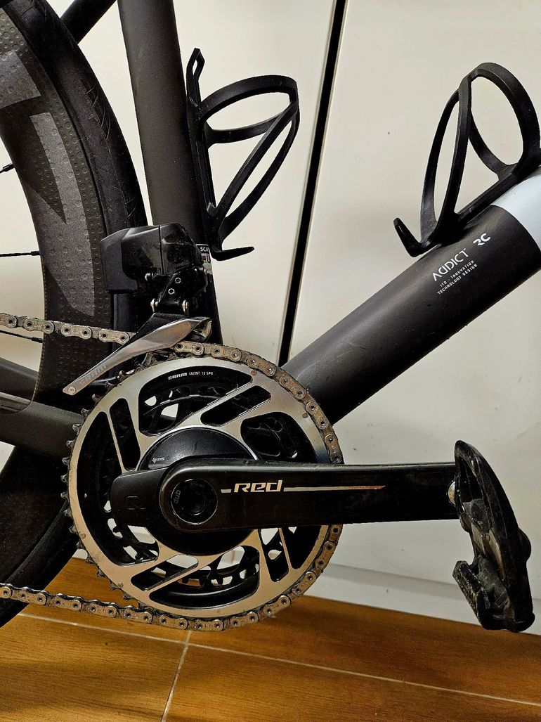 Used Scott Addict RC SRAM Red eTap AXS 2025 Road & Gravel, White — image 3 of 8