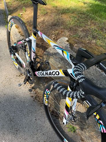 Tweedehands Colnago V4RS Shimano Dura Ace Di2 2025 Road & Gravel — afbeelding 2 van 5