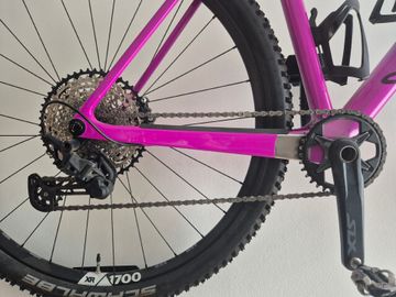 Used Canyon Exceed CF 6 2023 2023 Mountainbike, Purple, 29 — image 2 of 8