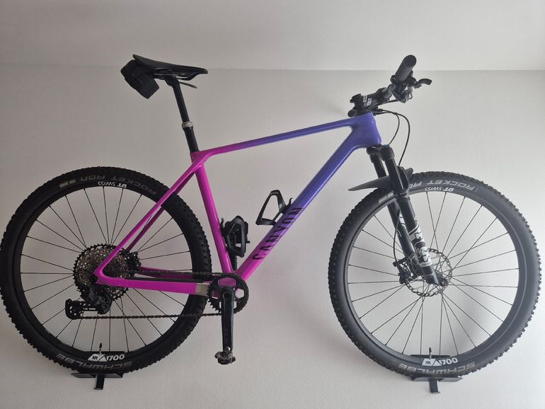 Used Canyon Exceed CF 6 2023 2023 Mountainbike — image 1 of 8