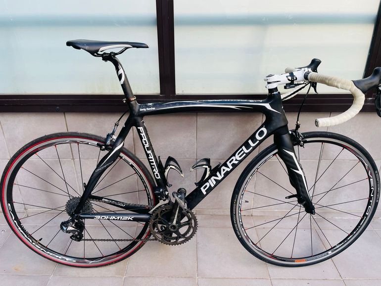 Used Pinarello FP Quattro Easy-Fit Force / Rival Bike 2013 2013 Road & Gravel, Negro — image 2 of 8