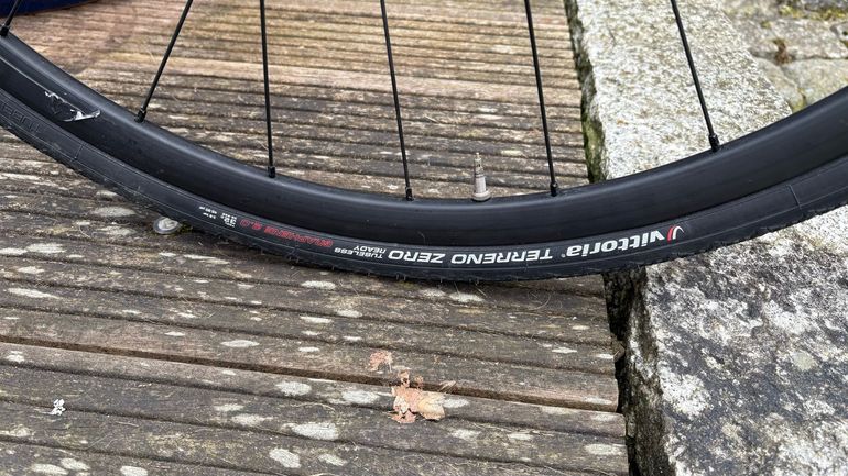 Used Specialized CruX E5 Sport 2019 2019 Road & Gravel, Grigio chiaro — image 11 of 14