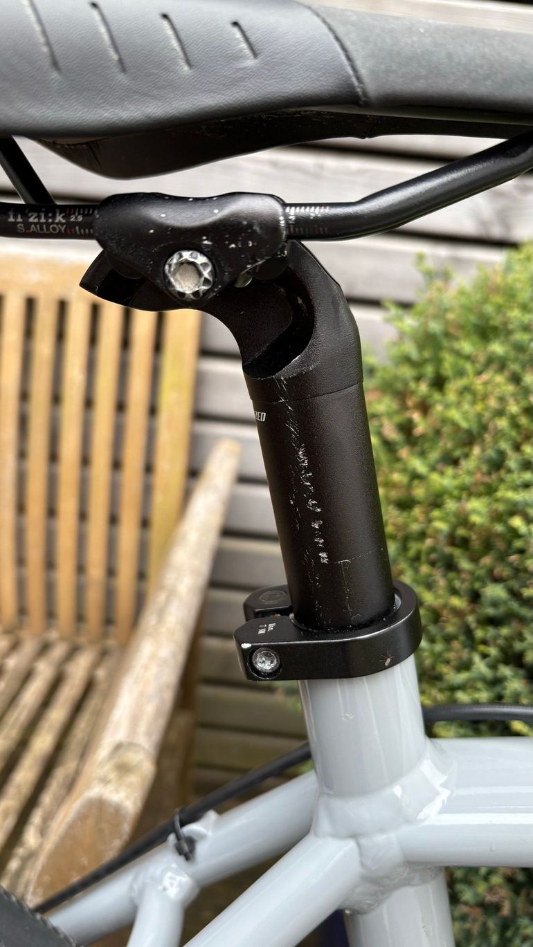 Used Specialized CruX E5 Sport 2019 2019 Road & Gravel, Grigio chiaro — image 10 of 14