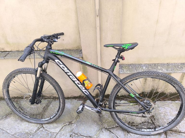 Used Corratec X-Vert Shimano Deore XT Di2 2017 Mountainbike, Black — image 1 of 26