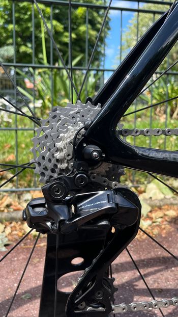 Used Pinarello DOGMA F DURA ACE Di2 Rim 2022 2022 Road & Gravel, Negro — image 2 of 4