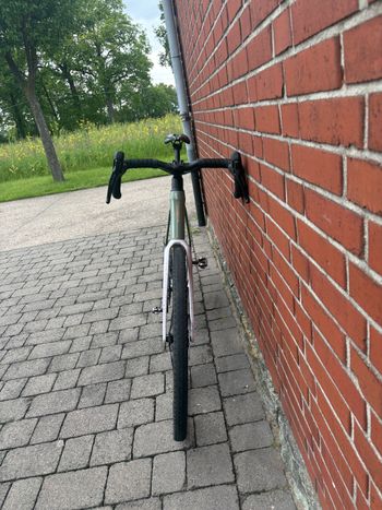 Used Orbea TERRA H30 2024 2024 Road & Gravel, Green — image 4 of 8