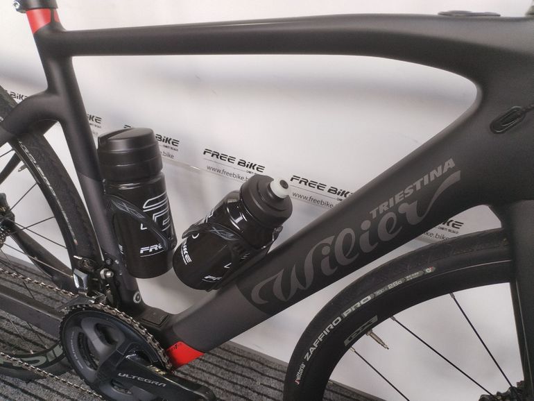 Used Wilier Cento1 Hybrid SHIMANO ULTEGRA 8020 2023 2023 Road & Gravel, Black — image 6 of 13