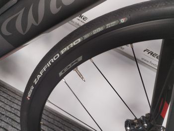 Used Wilier Cento1 Hybrid SHIMANO ULTEGRA 8020 2023 2023 Road & Gravel, Black — image 10 of 13