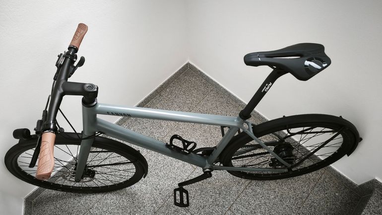 Used Canyon Commuter 6.0 2020 2020 Urban, Light Gray — image 2 of 12