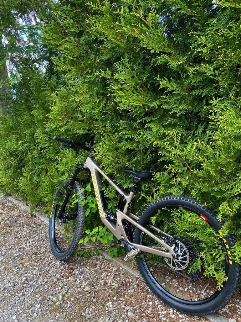 Used Santa Cruz 5010 R / Carbon C 2023 2023 Mountainbike — image 5 of 8