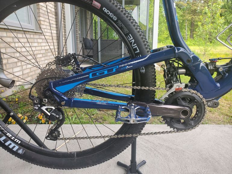 Used GT Helion Elite GTw 2017 2017 Mountainbike, Azul — image 3 of 9