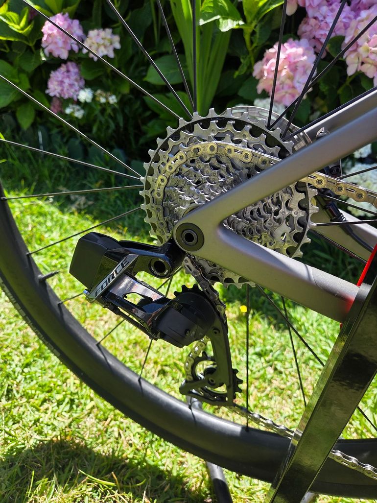 Used Scott Addict SRAM Force eTap AXS 2026 Road & Gravel — image 6 of 6