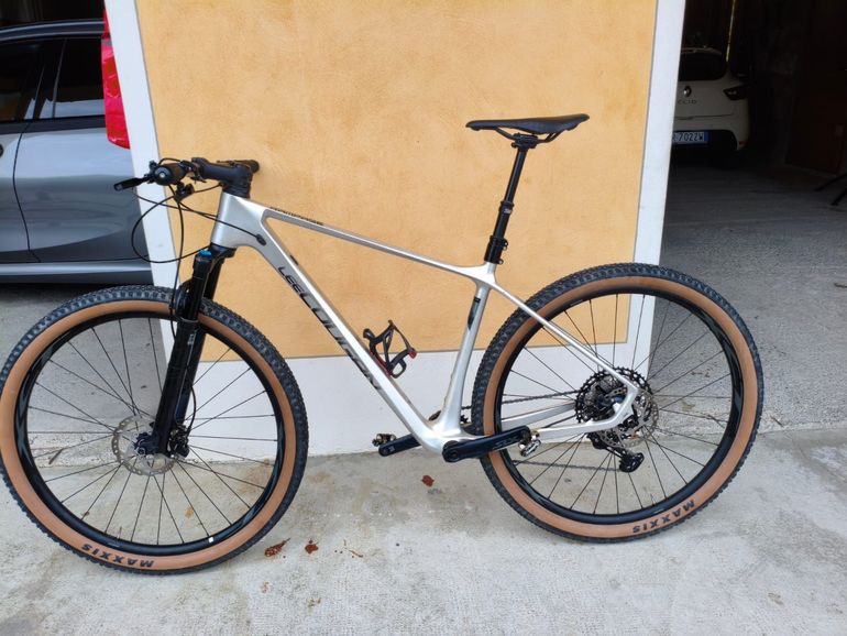 Used Lee Cougan Lee Cougan Rampage 2023 Mountainbike, Light Gray — image 8 of 17