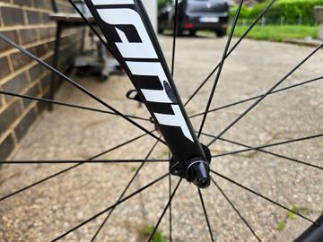 Used Giant TCR Advanced 1 2016 2016 Road & Gravel, Black — image 6 of 7