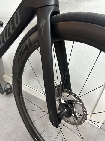 Used Specialized Venge Pro 2019 2019 Road & Gravel — image 3 of 9