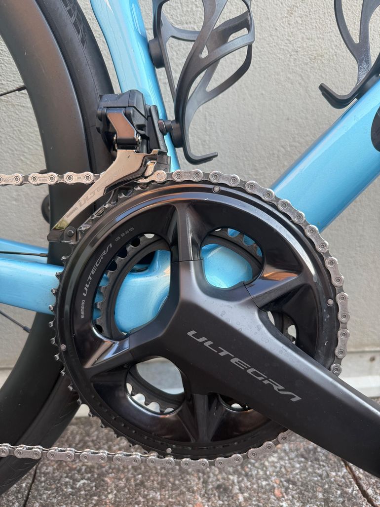 Used Colnago V4 Shimano Ultegra Di2 2025 2025 Road & Gravel, Blue — image 3 of 9