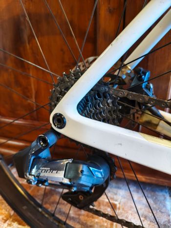 Used Scott Addict RC 10 2021 2021 Road & Gravel — image 3 of 4
