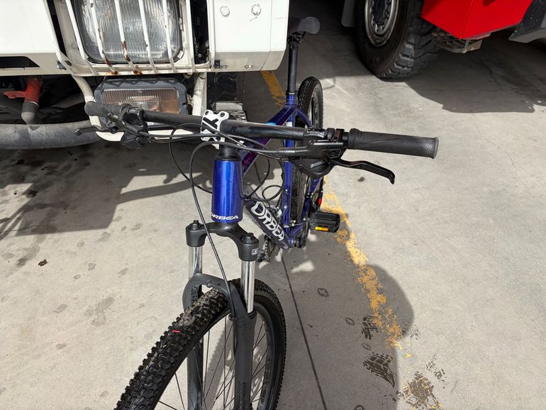 Used Orbea ONNA 50 2023 2023 Mountainbike, Blue, 27.5, 29 — image 5 of 8