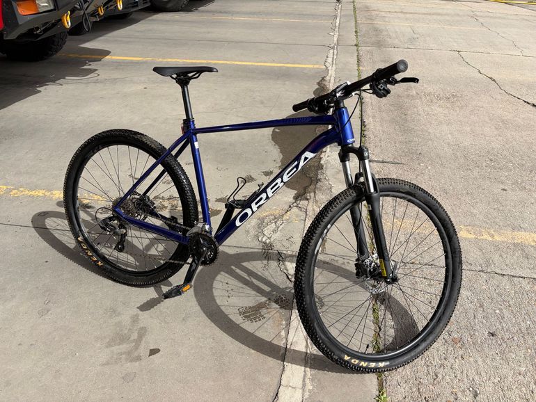 Used Orbea ONNA 50 2023 2023 Mountainbike, Blue, 27.5, 29 — image 2 of 8
