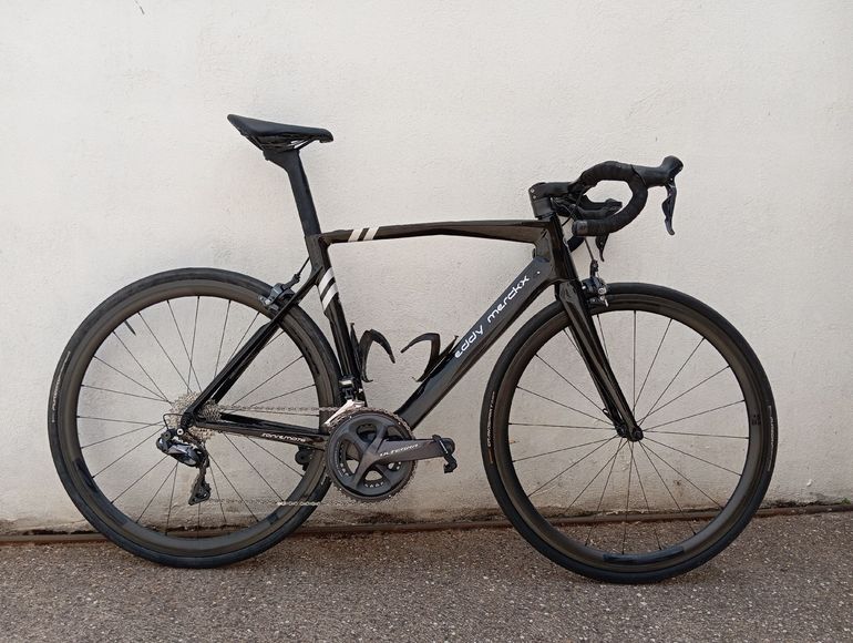Used Eddy Merckx SanRemo76 — Shimano Ultegra Di2 2020 2020 Road & Gravel, Black — image 1 of 10