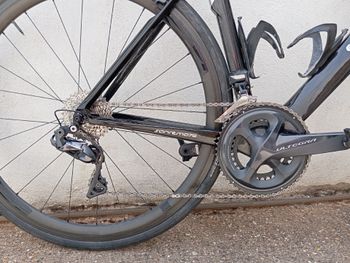 Used Eddy Merckx SanRemo76 — Shimano Ultegra Di2 2020 2020 Road & Gravel, Black — image 3 of 10