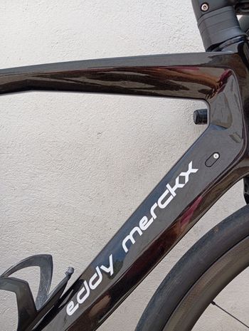Used Eddy Merckx SanRemo76 — Shimano Ultegra Di2 2020 2020 Road & Gravel, Black — image 4 of 10