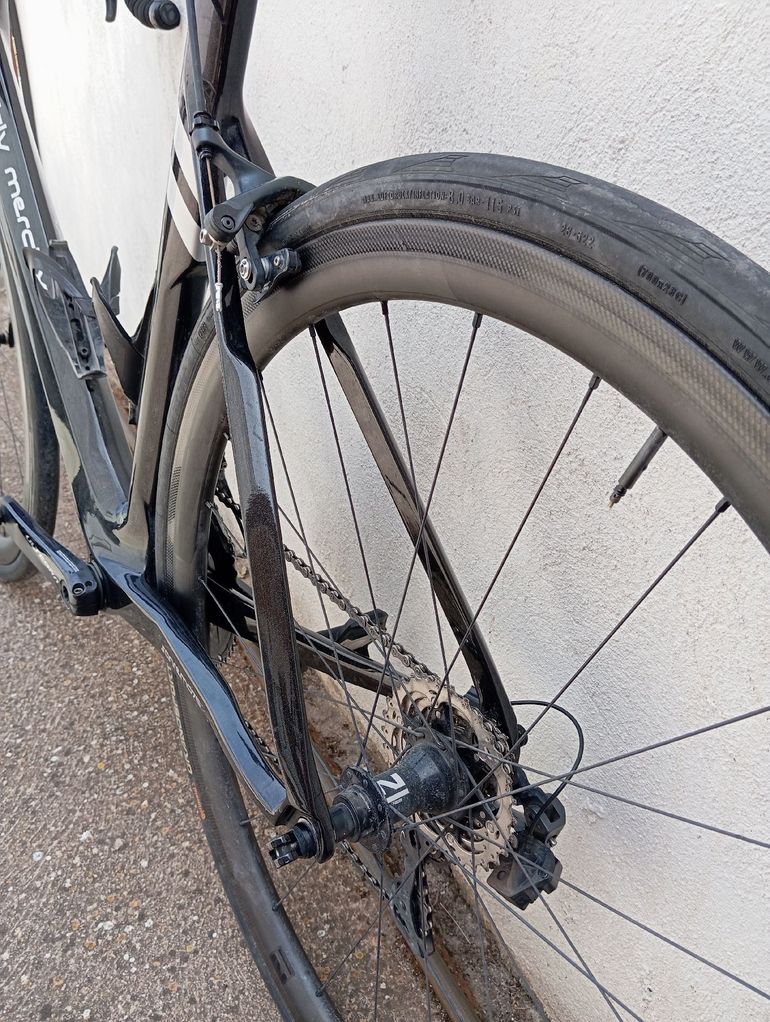 Used Eddy Merckx SanRemo76 — Shimano Ultegra Di2 2020 2020 Road & Gravel, Black — image 9 of 10