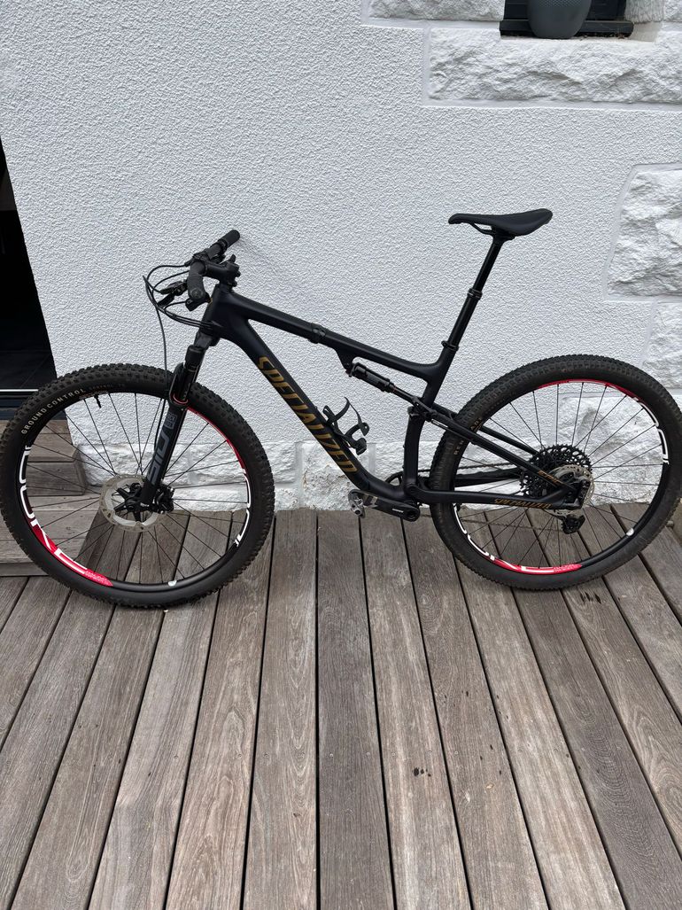Used Specialized Epic Comp 2023 2023 Mountainbike, Black, 29 — image 2 of 8
