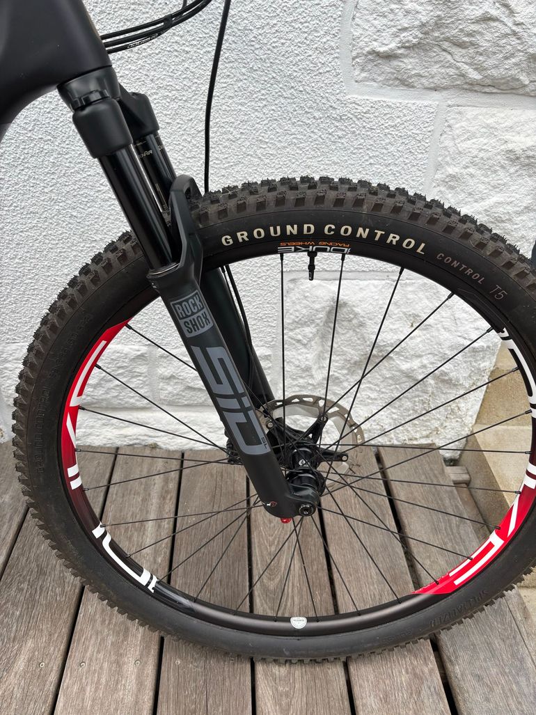 Used Specialized Epic Comp 2023 2023 Mountainbike, Black, 29 — image 7 of 8
