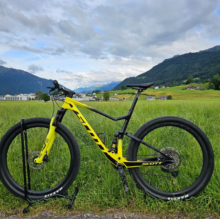 Used Scott Spark RC 900 World Cup AXS 2020 2020 Mountainbike, Nero — image 2 of 5