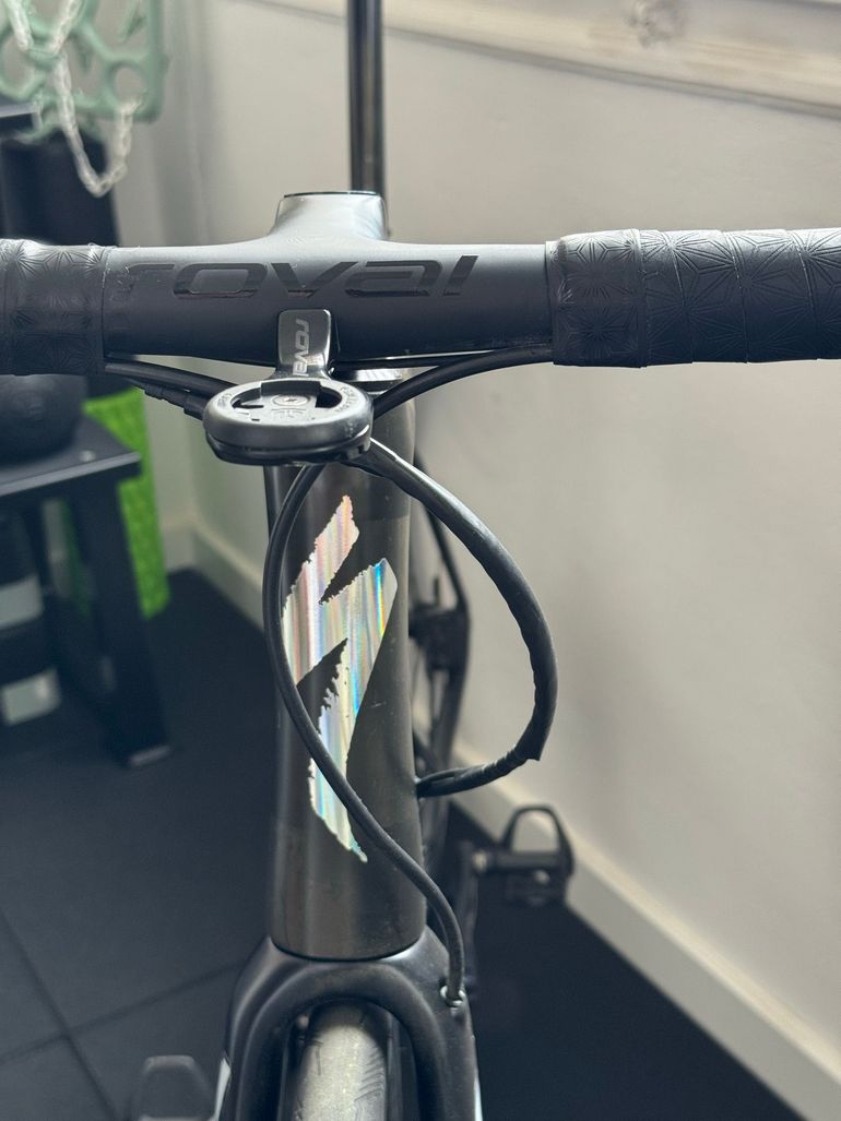 Used Specialized S-Works Tarmac SL6 Disc - Dura Ace Di2 2019 2019 Road & Gravel — image 6 of 23