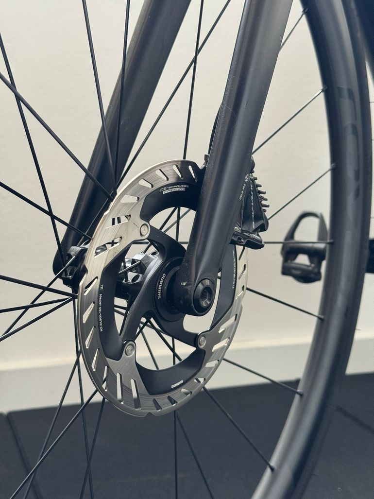 Used Specialized S-Works Tarmac SL6 Disc - Dura Ace Di2 2019 2019 Road & Gravel — image 15 of 23