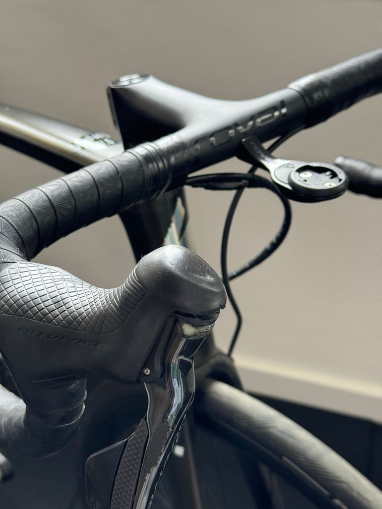 Used Specialized S-Works Tarmac SL6 Disc - Dura Ace Di2 2019 2019 Road & Gravel — image 5 of 23