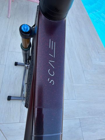 Used Scott Scale RC SL 2024 2024 Mountainbike, Red — image 2 of 11