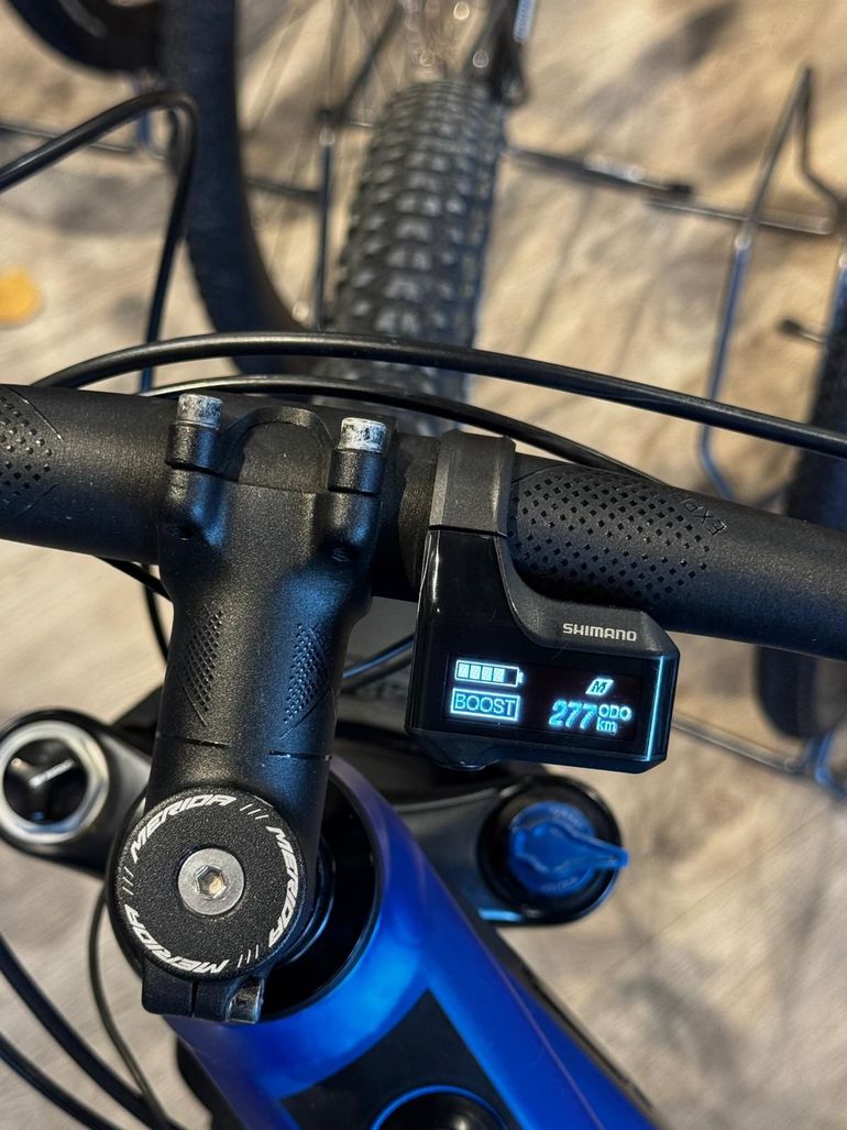 Used Merida eBIG.NINE 400 2023 2023 Mountainbike, Azul — image 3 of 15