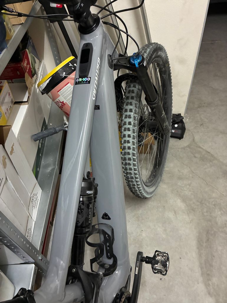 Used Specialized Turbo Levo SL Comp Alloy 2024 2024 Mountainbike — image 1 of 4