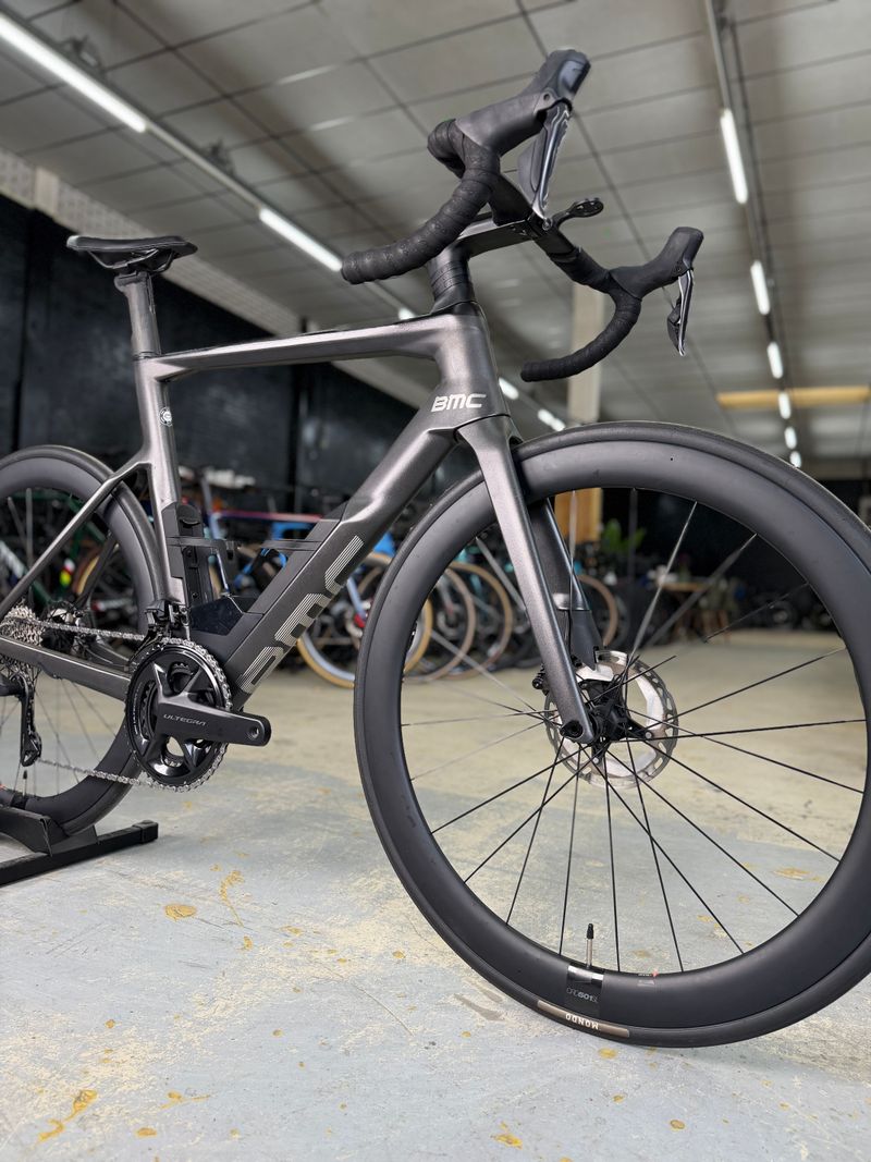 Used BMC Timemachine 01 ROAD TWO 2022 2022 Road & Gravel, Black — image 5 of 24
