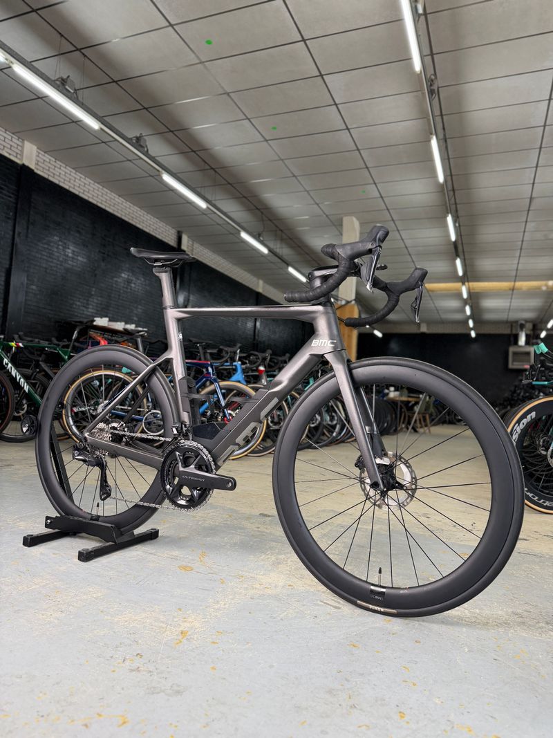 Used BMC Timemachine 01 ROAD TWO 2022 2022 Road & Gravel, Black — image 2 of 24