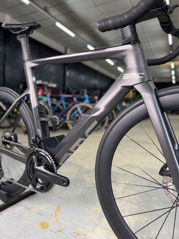 Used BMC Timemachine 01 ROAD TWO 2022 2022 Road & Gravel, Black — image 4 of 24