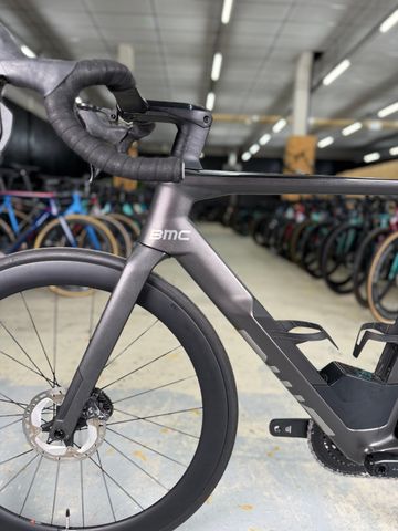 Used BMC Timemachine 01 ROAD TWO 2022 2022 Road & Gravel, Black — image 18 of 24