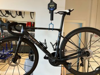 Used Scott Addict RC 10 2025 2025 Road & Gravel, Black — image 11 of 12