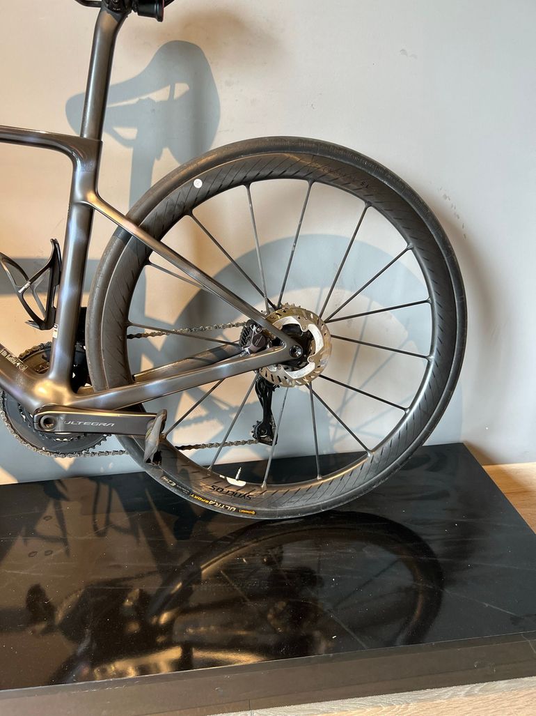Used Scott Addict RC 10 2025 2025 Road & Gravel, Black — image 10 of 12